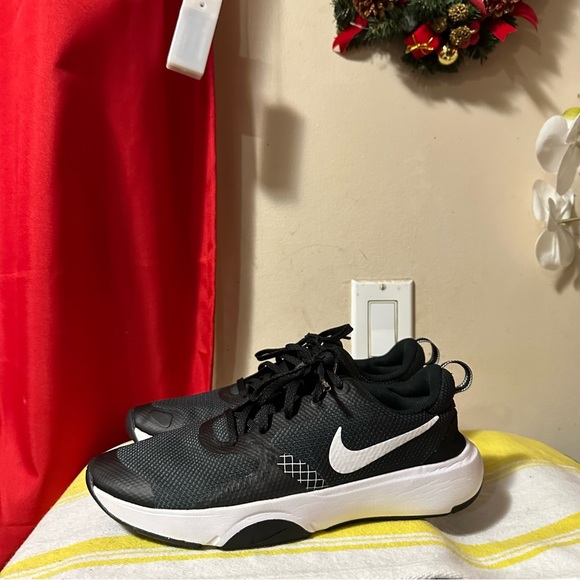 Nike City Mens Running Shoes - Picture 2 of 5